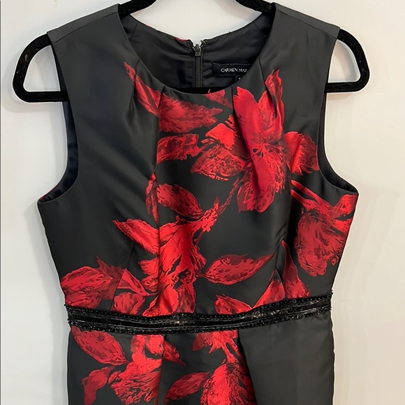 Elegant Black and Red Floral Dress - Picture 5 of 5